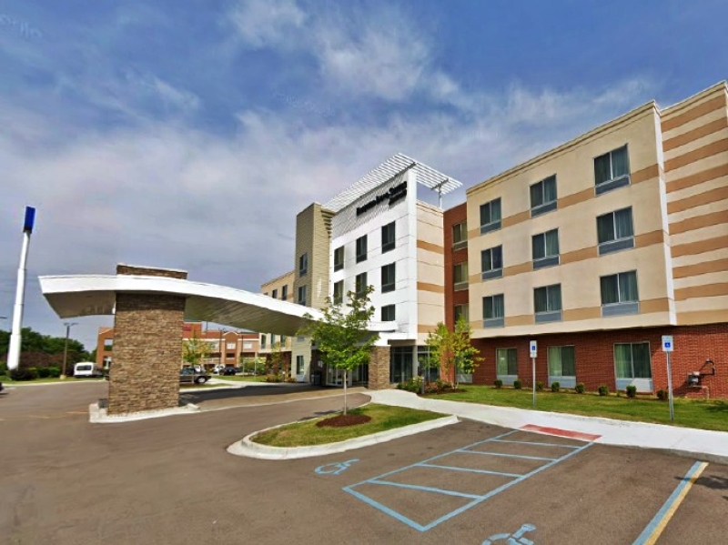 Exterior view of Fairfield Inn and Suites hotel.