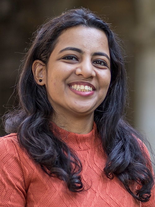 A portrait of Punya Mehrotra.