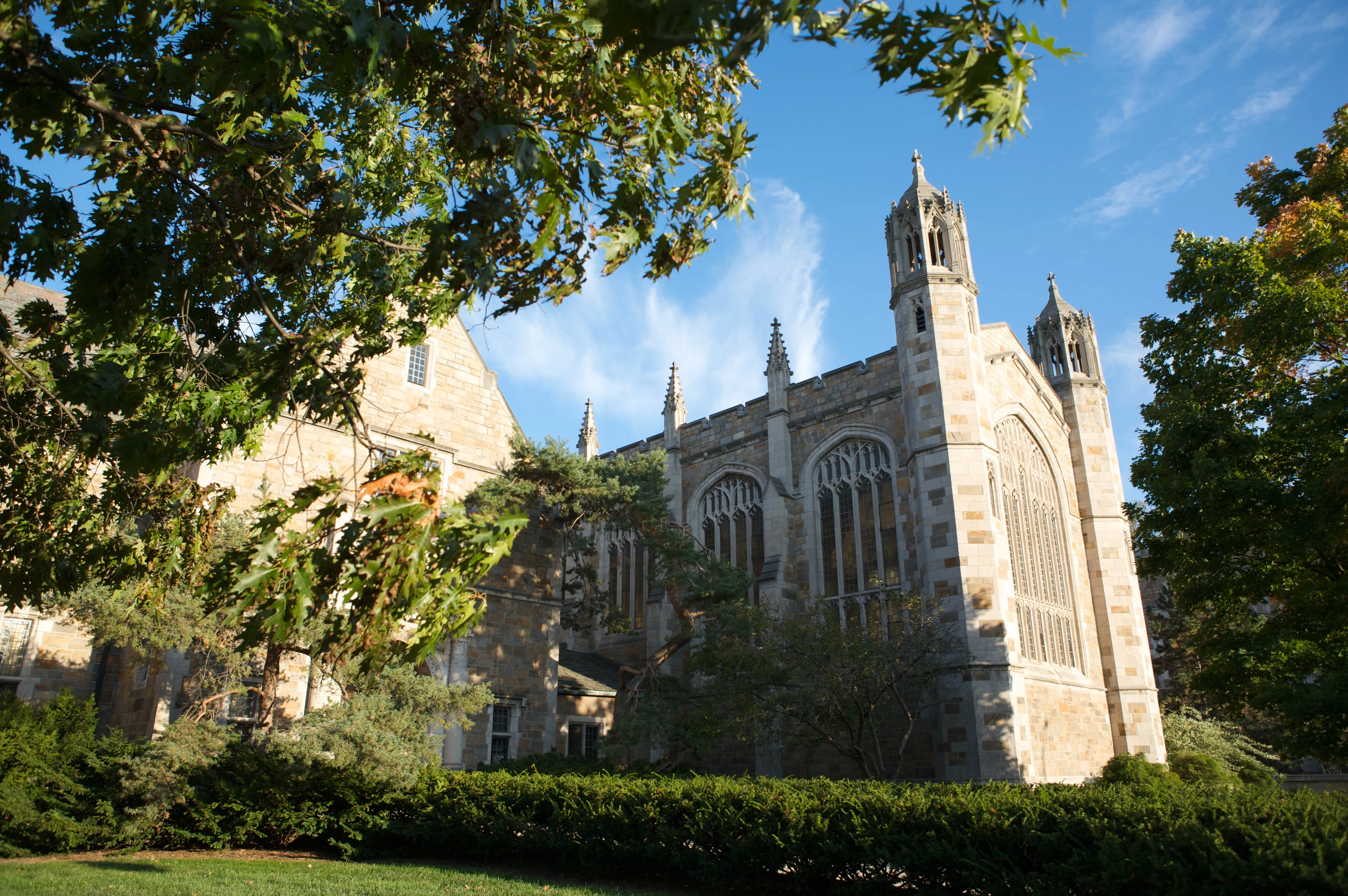Exterior view of the Dining Hall in the Michigan Law lawyers club 