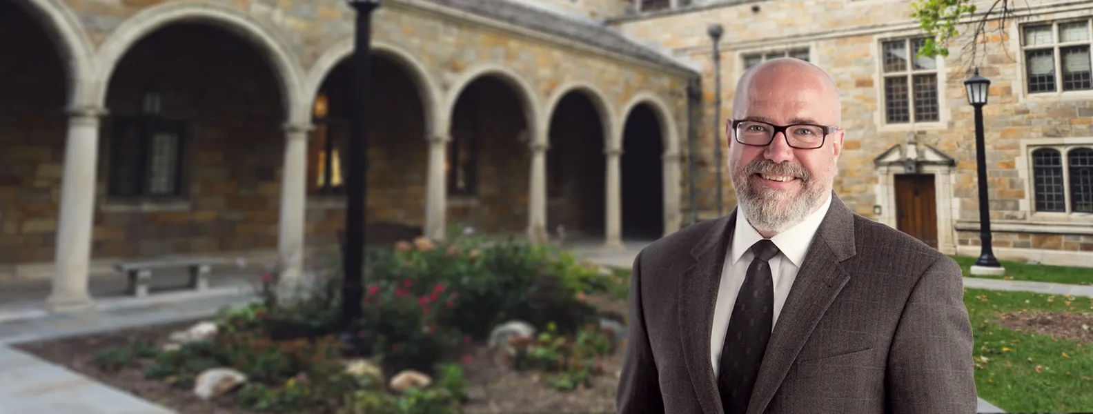 Len Niehoff in the Law Quad