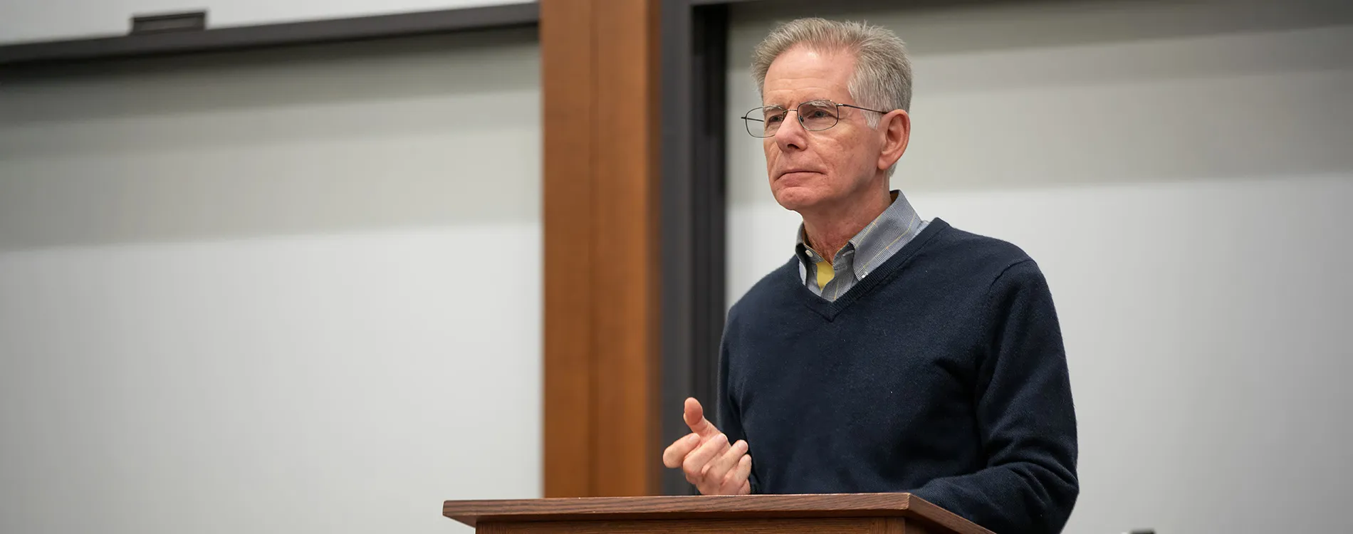 The Honorable Steven W. Rhodes lecturing during a Michigan Law class.