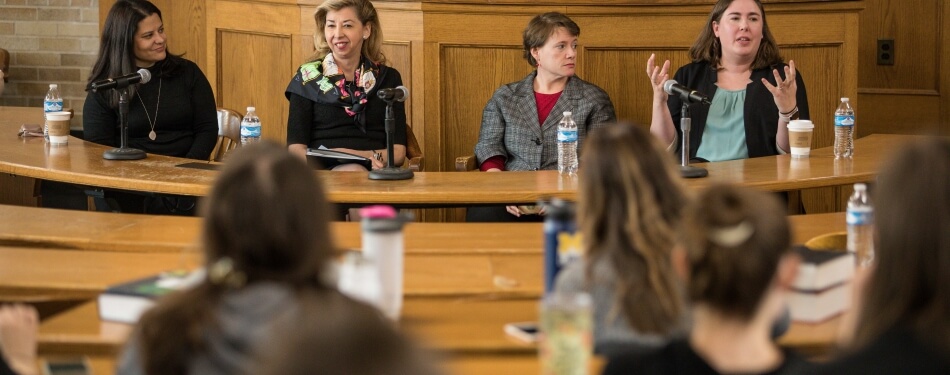 Michigan Law Hosts Panel featuring women in IP lecturing in classroom full of students