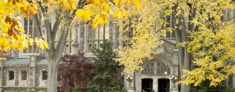 Exterior view of the Reading Room's Entrance