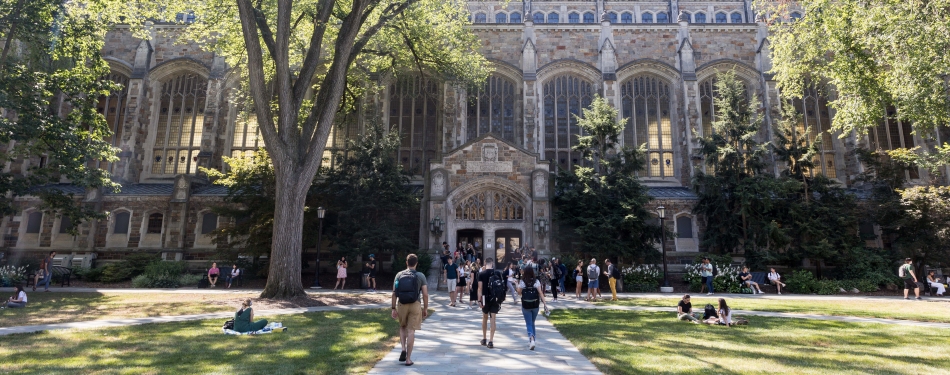 Students walking around the Law Quad, beauty