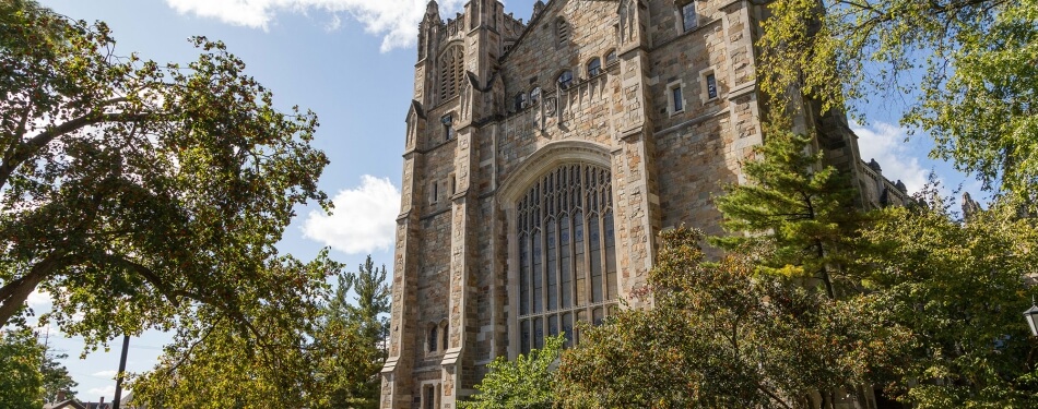 An exterior view of the Reading Room Social architecture.