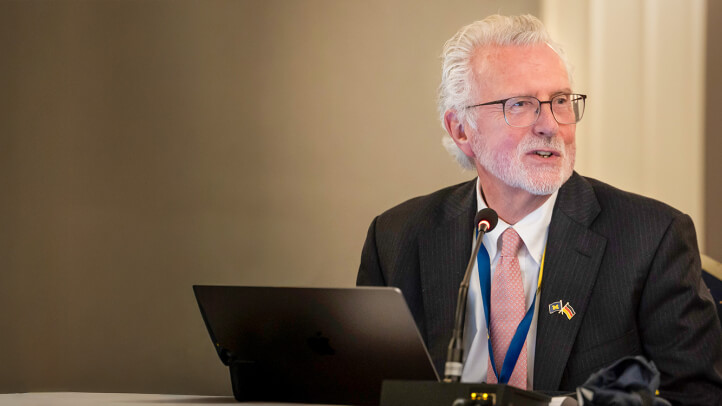 Christopher McCrudden participates in a speaker panel at the European Alumni Reunion in Berlin.