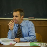 Steve Ratner teaching in class